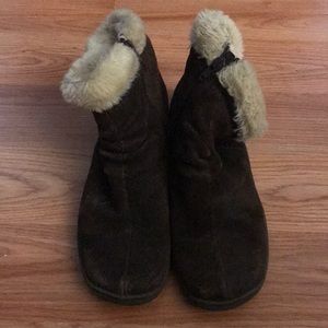 Used Bare Traps Booties